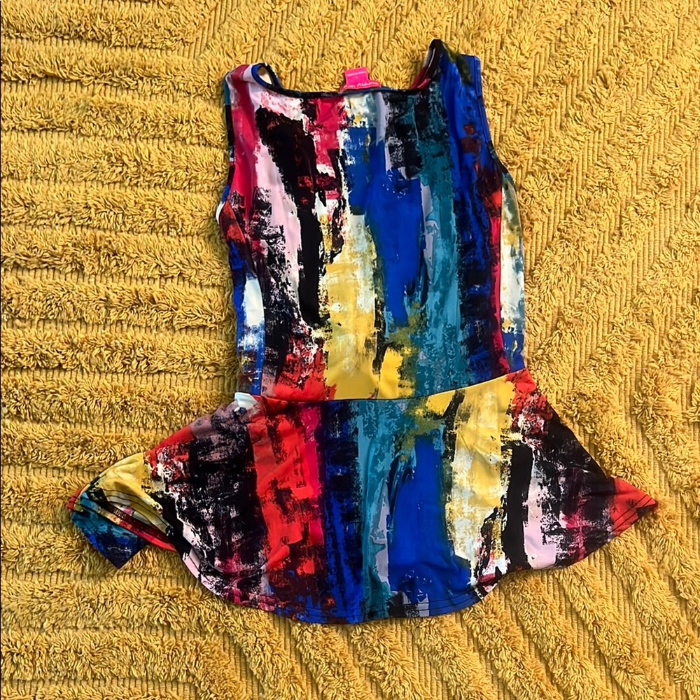 Colorful Abstract Sleeveless Top - Picture 2 of 4